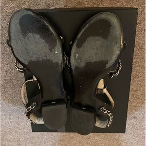 Chanel chain flats